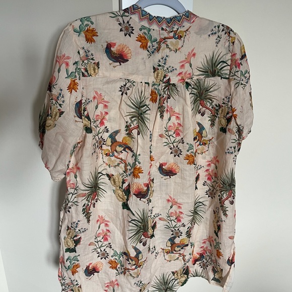 Johnny was linen floral top - Picture 2 of 4